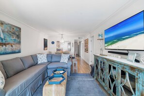 TV - The Gulf Tower 9B by Liquid Life (Gulf Shores)