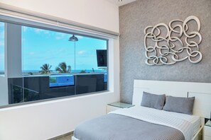 12 bedrooms, iron/ironing board, Internet, bed sheets