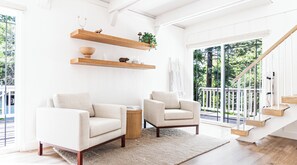 Interior - Emerson's Chalet: Family Friendly A-Frame Cabin Close To Everything (Twin Peaks)