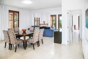 Villa (3 Bedrooms) | Interni