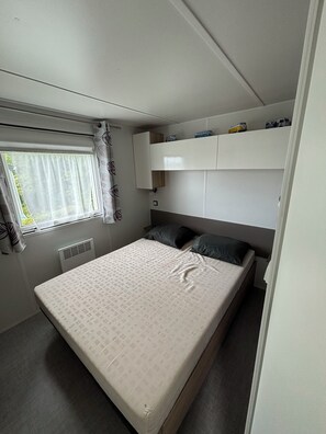 3 bedrooms