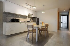 Apartment | Internet - w Glistening 1BR w Balcony in Cdmx (Mexico City)