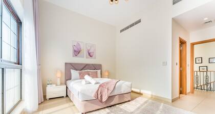 Near Avenue Mall, Cycle Park And Sports Complex, Mins to Downtown