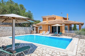 别墅 (3 Bedrooms) | 外观