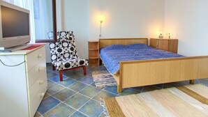 Unclassified image, 2 of 3, button - Superb Lovran Apartments With Sea Views - Studio Apartment With Terrace (Lovran)