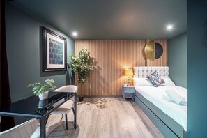 1 Schlafzimmer, Bügeleisen/Bügelbrett, kostenloses WLAN, Bettwäsche