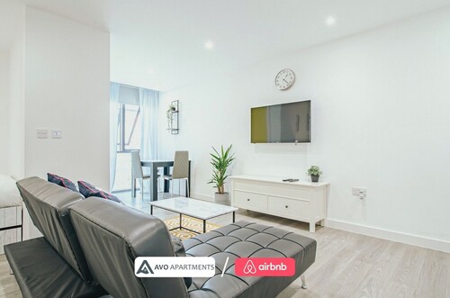 Modern Sheffield Studio With WiFi – APT 15