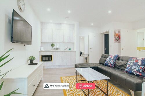 Modern Sheffield Studio With WiFi – APT 15