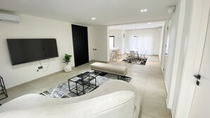 Living area - 2 Bed Luxury Apartments 1st Flr (Ikeja)