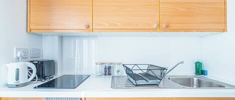 Fridge, microwave, stovetop, toaster