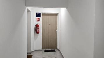 Apartment (One Bedroom Apartment)