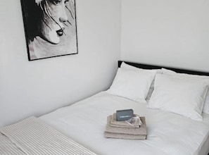 Apartment (One Bedroom Apartment)