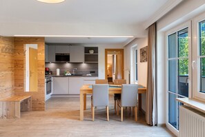 Dining - Apartment 'Top 1' with Mountain View, Balcony and Wi-Fi (Oetz)