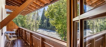 Apartment 'Top 2' with Mountain View, Balcony and Wi-Fi
