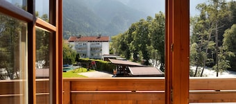 Apartment 'Top 3' with Mountain View, Balcony and Wi-Fi