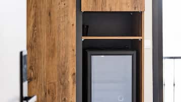 Habitación Deluxe | Minibar (con algunos artículos gratuitos), wifi gratis, ropa de cama