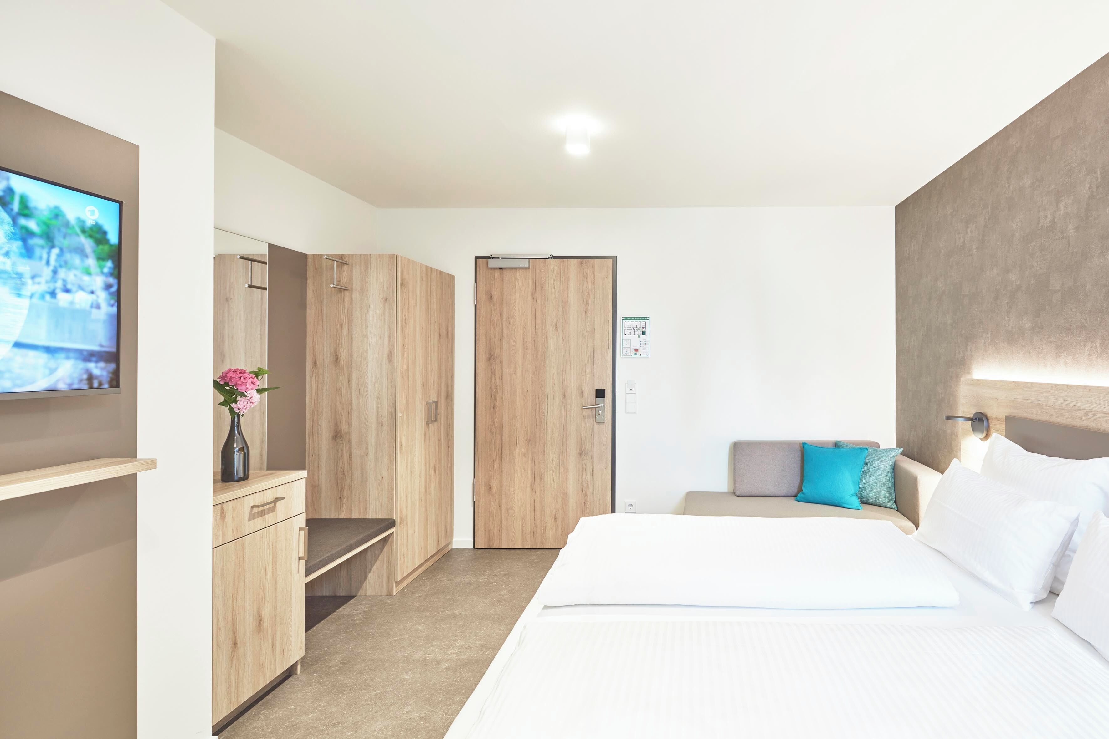 Deluxe Double Room | In-room safe, blackout drapes, soundproofing, free WiFi