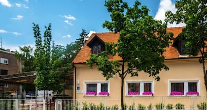 Rooms Lidija 17