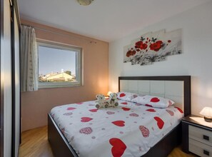 Apartamento (One Bedroom Apartment with Balcony)