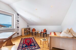 2 bedrooms, WiFi, bed sheets - Apartment 'Am Waldrand' with Mountain View and Wi-Fi (Vöhrenbach)