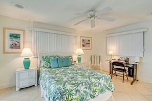 House (3 Bedrooms) | Interior - Cape Coral Gem: Patio, Pool & Boat Slip (Cape Coral)