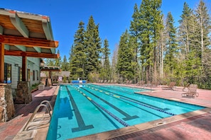 Apartment (2 Bedrooms) | Interior - 8 Mi to North Tahoe Beach: Truckee Resort Condo (Truckee)