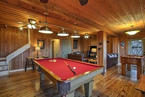 House (4 Bedrooms) | Interior - Hot Tub & Mtn Views: Scenic Cabin in Gatlinburg! (Gatlinburg)