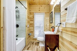 House (5 Bedrooms) | Interior - Pet-friendly Gatlinburg Cabin w/ Hot Tub! (Gatlinburg)