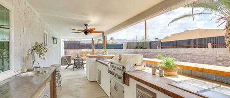 House (5 Bedrooms) | Interior