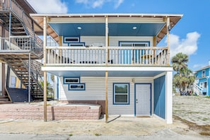 Apartment (0 Bedroom) | Interior - Steps to Sand: Studio Stay in Daytona Beach! (Daytona Beach)