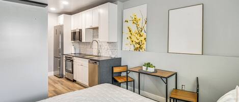 Apartment (0 Bedroom) | Interior