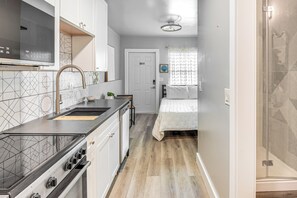 Apartment (0 Bedroom) | Interior - Steps to Sand: Studio Stay in Daytona Beach! (Daytona Beach)