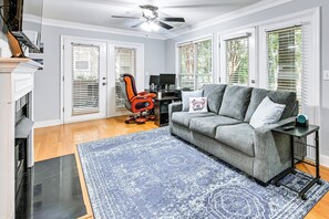 Apartment (2 Bedrooms) | Interior - 1/2 Mi to Bank of America Stadium: Uptown Condo! (Charlotte)