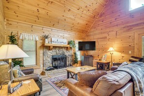 House (2 Bedrooms) | Interior - Private Hot Tub: Lake Resort Cabin in Sevierville! (Sevierville)