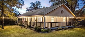 Peace, Space & Starry Nights: Ranch Home in Azle