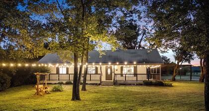 Peace, Space & Starry Nights: Ranch Home in Azle