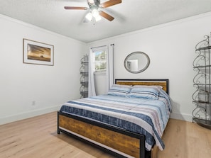 House (3 Bedrooms) | Interior - Peace, Space & Starry Nights: Ranch Home in Azle (Azle)