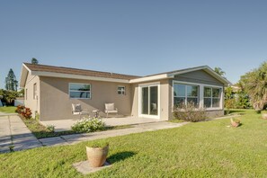 House (2 Bedrooms) | Interior - Canal-front Home w/ Dock & Patio in North Port (North Port)