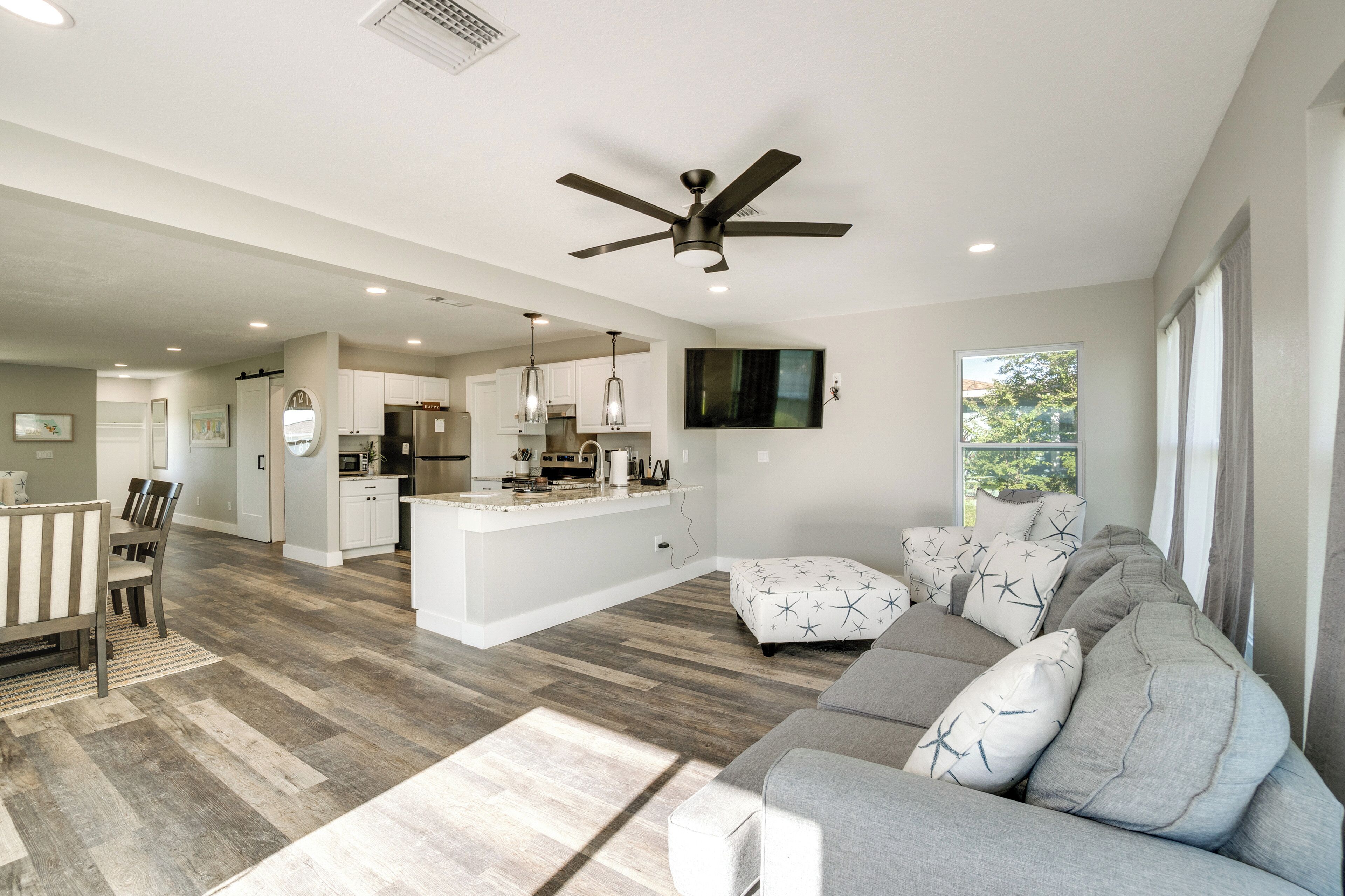 House (2 Bedrooms) | Front of property