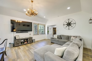 House (1 Bedroom) | Interior
