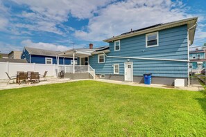 House (3 Bedrooms) | Interior - 5 Mi to Dtwn Newark: Hillside Vacation Rental (Hillside)