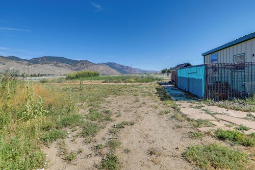 11 Mi to Heavenly Resort: Pet-friendly Tiny Home