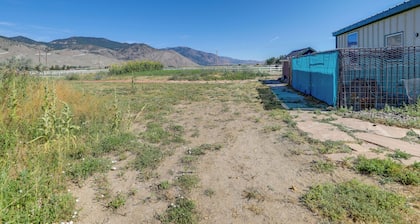 11 Mi to Heavenly Resort: Pet-friendly Tiny Home