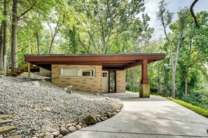 House (1 Bedroom) | Interior