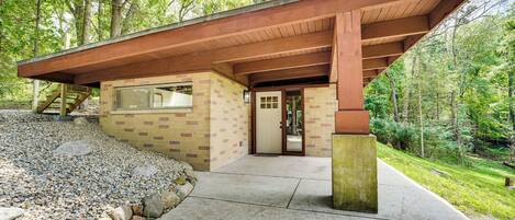 Rumah (1 Bedroom) | Bagian depan properti