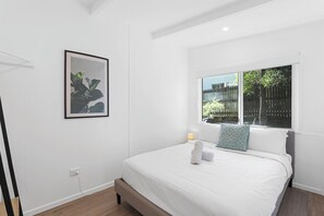 1 bedroom, free WiFi, bed sheets - Central Point Lookout Beach Unit (Point Lookout)