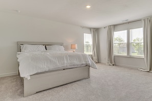 House (5 Bedrooms) | Interior - 16 Mi to Indianapolis: Group Getaway w/ Pool Table (Avon)