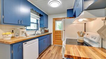 Cottage (2 Bedrooms) | Interior