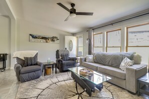 Interior - Sauna + Game Room! Family-friendly Lakefront Home! (Reading)