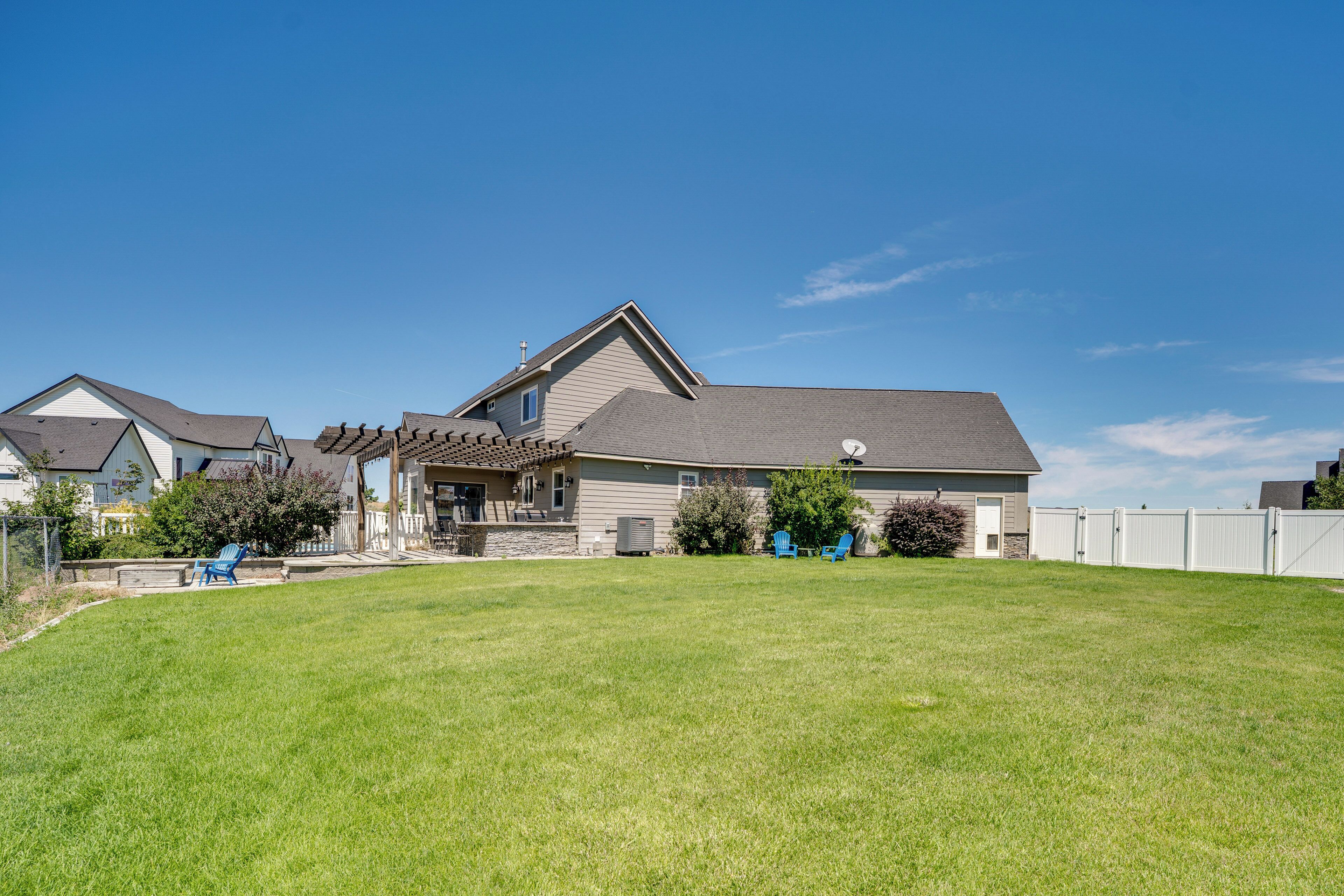 House (3 Bedrooms) | Interior